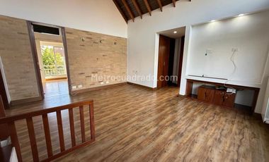 ARRIENDO CASA CONJUNTO MALLORCA, CAJICÁ – CUNDINAMARCA.