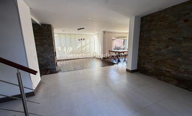 ARRIENDO CASA CONJUNTO MALLORCA, CAJICÁ – CUNDINAMARCA.