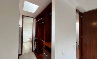 ARRIENDO CASA CONJUNTO BOSQUE MADERO, CAJICA – CUNDINAMARCA.