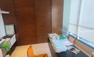 Venta Local en Corporativo Atrás de Averanda