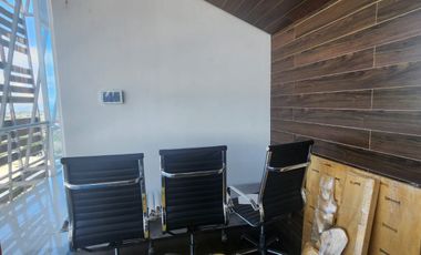 Venta Local en Corporativo Atrás de Averanda