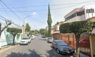 CASA EN VENTA COLONIA JARDINES DEL SUR POR REMATE, EXCELENTE OPORTUNIDAD!