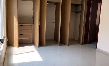 CASA EN FRACCIONAMIENTO EN UN NIVEL, 3 RECAMARAS Y BUNGALOW EN CUERNAVACA, MORELOS.