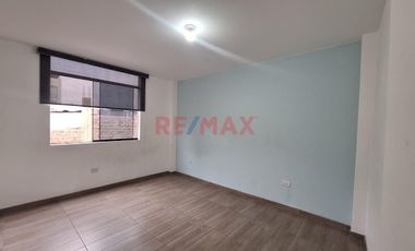 Alquilo Departamento 3Er Piso 150M2 Mas Azotea Urb. Los Jardines