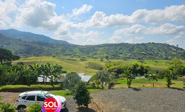 EN ALQUILER, HERMOSA FINCA RENTA POR DÍAS EN PERIRA, COMBIA