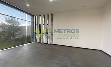 CASA en VENTA en LOS OLIVOS TRES MARÍAS