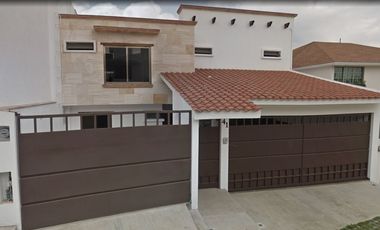 CASA EN VENTA EN RESIDENCIAL LAS CUMBRES, XALAPA, VERACRUZ.