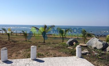 TERRENO en VENTA Joluta GUERRERO, 105mts de Playa