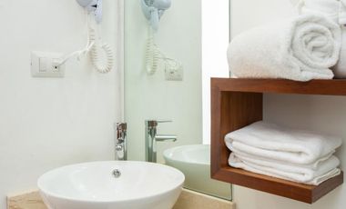 ESTUDIO EN VENTA CENTRO DE PLAYA DEL CARMEN, A 5 CUADRAS DE LA 5TA AV