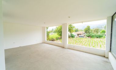 PROPIEDAD EN VENTA - 859MTS - LATACUNGA