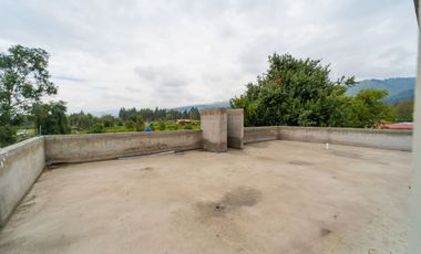 PROPIEDAD EN VENTA - 859MTS - LATACUNGA