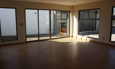CASA VENTA CENTRO DE METEPEC