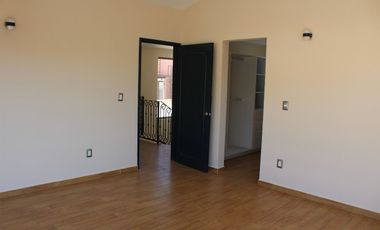 CASA VENTA CENTRO DE METEPEC