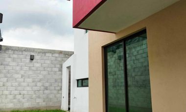 CASA A TAN SOLO 5 MINUTOS DE METEPEC