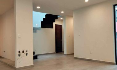 CASA A TAN SOLO 5 MINUTOS DE METEPEC
