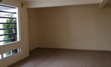 CASA EN VENTA UBICADA EN SANTA MARIA NATIVITAS, CALIMAYA. ¡EXCELENTE PRECIO DE OPORTUNIDAD, LISTA PARA HABITAR!