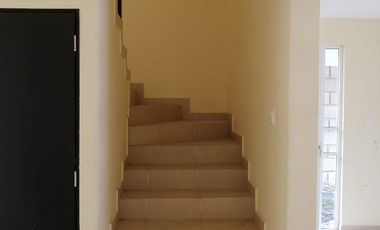 CASA EN VENTA UBICADA EN SANTA MARIA NATIVITAS, CALIMAYA. ¡EXCELENTE PRECIO DE OPORTUNIDAD, LISTA PARA HABITAR!