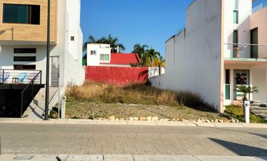 Terreno en Venta en Fraccionamiento Residencial Ixtapan  ¡Vive una Nueva Experiencia!