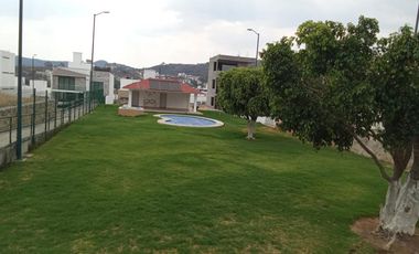 Terreno en Venta en Fraccionamiento Residencial Ixtapan  ¡Vive una Nueva Experiencia!