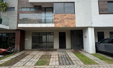 CASA EN VENTA UBICADA EN PRIVADA VILLAS DE NEXTLALPAN, EXCELENTE ZONA, LISTA PARA HABITAR. ¡PRECIO DE OPORTUNIDAD!
