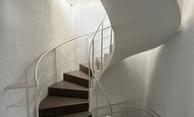 CASA EN VENTA UBICADA EN PRIVADA VILLAS DE NEXTLALPAN, EXCELENTE ZONA, LISTA PARA HABITAR. ¡PRECIO DE OPORTUNIDAD!