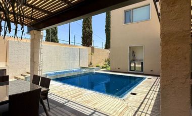 Residencia de lujo en Los Cedros