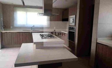 CASA EN VENTA EN PROVIDENCIA, MODERNA, FINOS ACABADOS, AMPLIOS ESPACIOS