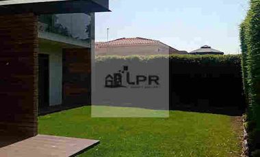 CASA EN VENTA EN PROVIDENCIA, MODERNA, FINOS ACABADOS, AMPLIOS ESPACIOS