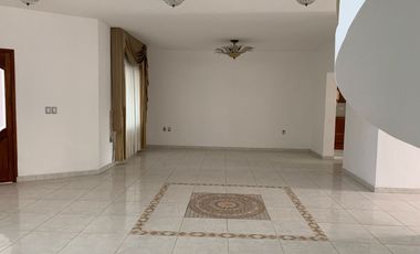 CASA EN VENTA EN ESMERALDA NORTE COLIMA