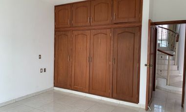 CASA EN VENTA EN ESMERALDA NORTE COLIMA