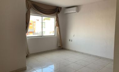 CASA EN VENTA EN ESMERALDA NORTE COLIMA