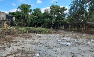 Se Renta Terreno de 1250 m2 Bardeado con Portón