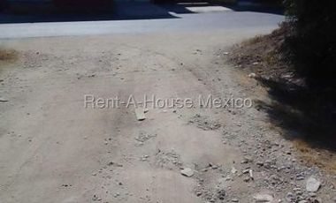 TERRENO COMERCIAL EN ESQUINA