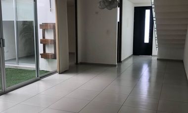 Casa en Venta en Reserva Bosque Sereno, Aguascalientes (ESTEFANIA)