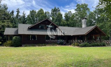 Casa en Arriendo en Parcela de 5.000 M2, 4D, 4B, Condominio Bellavista, Villarrica