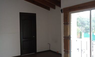 CASA EN VENTA UBICADA EN FRACCIONAMIENTO PILARES, METEPEC. ¡GRAN OPORUNIDAD DE PRECIO, ENTREGA INMEDIATA!