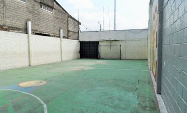 Venta edificacion comercial Norte de Guayaquil, varios ambientes, salon,patios.