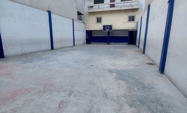 Alquiler o Venta edificacion comercial Norte de Guayaquil, varios ambientes, salon,patios.