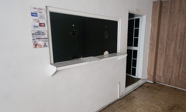 Alquiler o Venta edificacion comercial Norte de Guayaquil, varios ambientes, salon,patios.