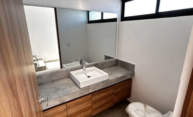 CASA EN VENTA EN BIO GRAND, JURIQUILLA