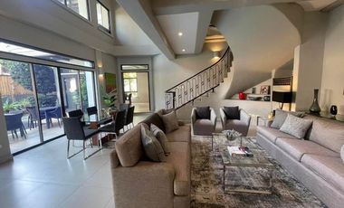 FOR SALE! Luxurious 2-Storey Home with High Ceilings in Ayala Alabang Village, Muntinlupa City! 🏡