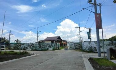 Townhouse For Sale In Hamilton Executive Residences in Imus Cavite Near River Park General Trias.