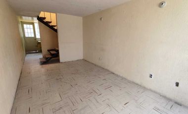 Excelente Casa de 2 Habitaciones a la Venta en Santa Teresa III Bis Huehuetoca