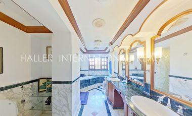 1X Coral Point Residences