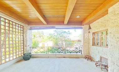 1X Coral Point Residences