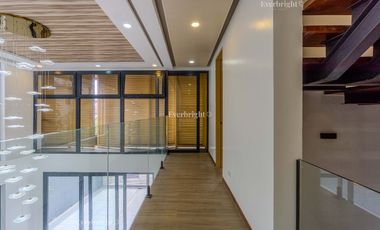 7BR HOUSE & LOT; MULTINATIONAL VILLAGE - PARANAQUE CITY - FOR SALE / FOR RENT