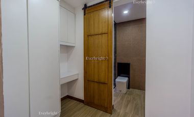 7BR HOUSE & LOT; MULTINATIONAL VILLAGE - PARANAQUE CITY - FOR SALE / FOR RENT