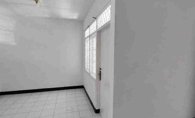 DISEWAKAN RUMAH LUAS CISARANTEN ARCAMANIK BANDUNG