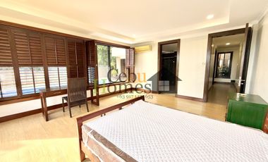 Modern Tropical Luxurious 4 Bedroom House with Pool in Mandaue City for Rent