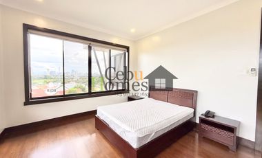 Modern Tropical Luxurious 4 Bedroom House with Pool in Mandaue City for Rent